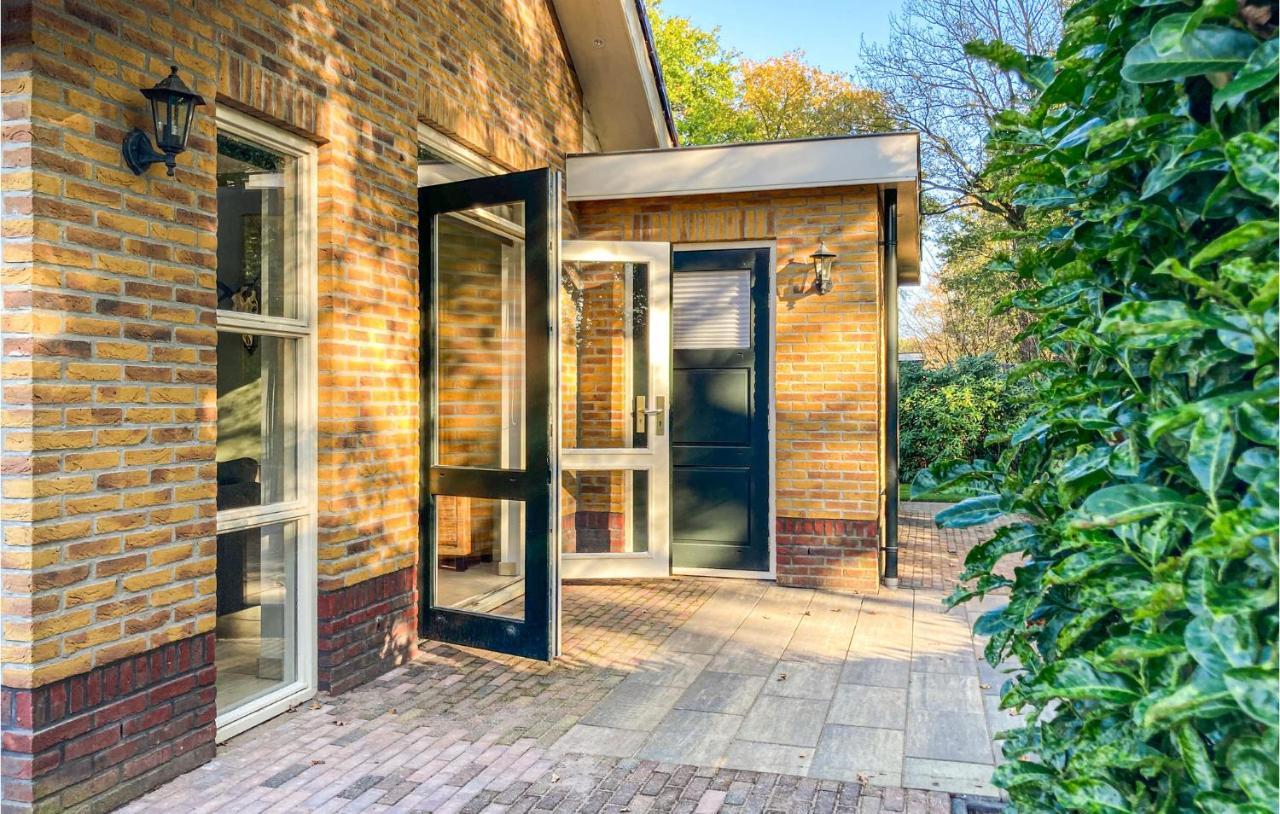 Nice Home In Putten With Kitchen Eksteriør bilde