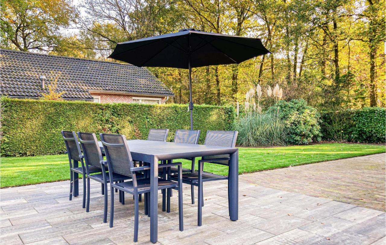 Nice Home In Putten With Kitchen Eksteriør bilde